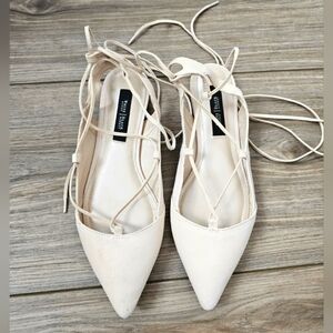 White House Black Market Down Truvy Lace Up Ankle Flats 6.5